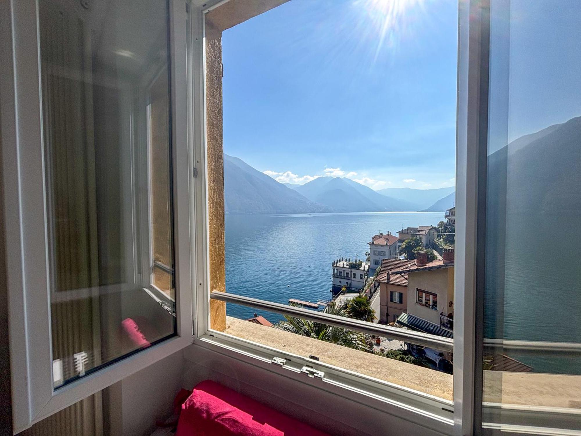 Villa Peroni Argegno - View House Exteriör bild