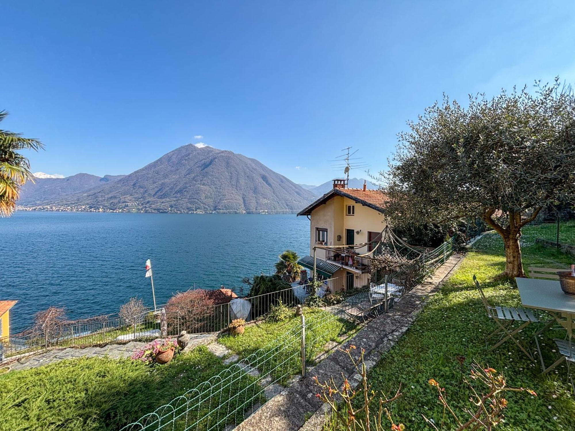 Villa Peroni Argegno - View House Exteriör bild