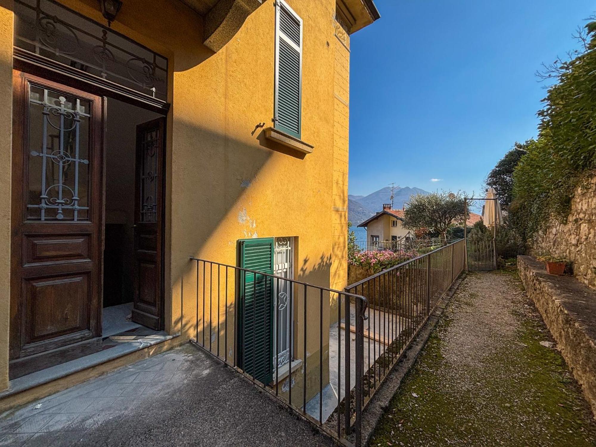 Villa Peroni Argegno - View House Exteriör bild